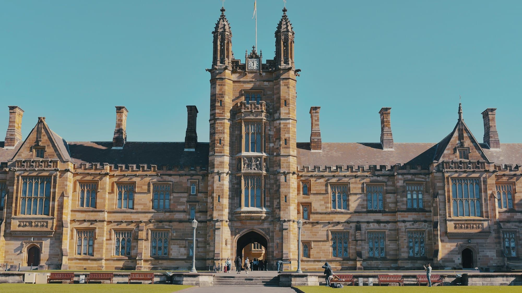The main quadrangle building at the University of Sydney